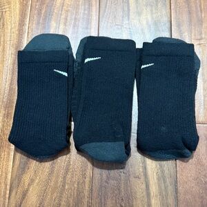 NWOT Women’s Nike Crew Socks